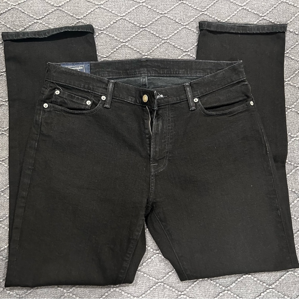 Abercrombie Kennan Straight 34x32